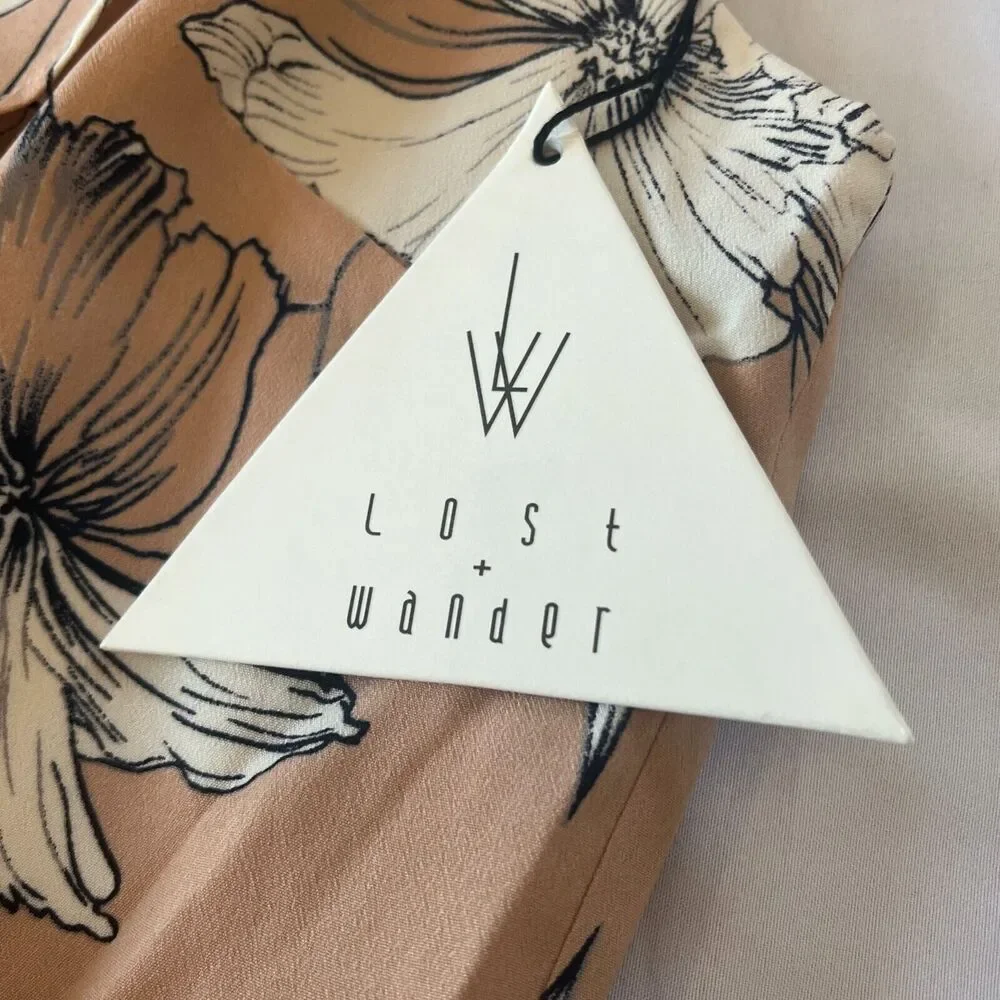 Lost + Wander nwt lost